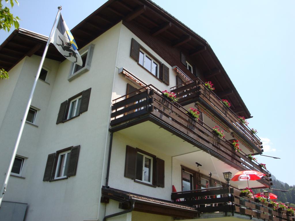 Hotel Old-Jnn Saas im Prattigau Exterior foto