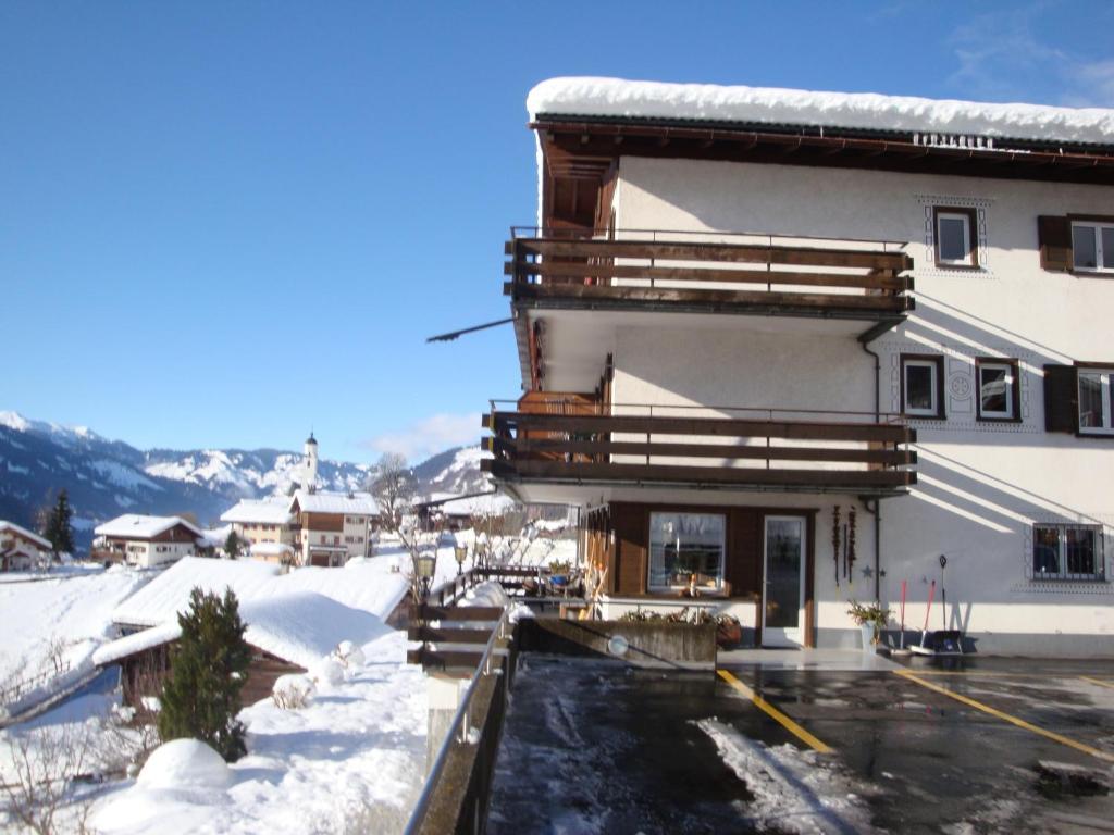 Hotel Old-Jnn Saas im Prattigau Exterior foto