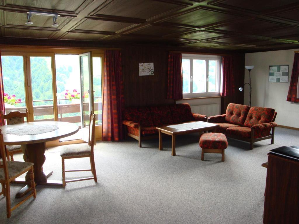 Hotel Old-Jnn Saas im Prattigau Quarto foto
