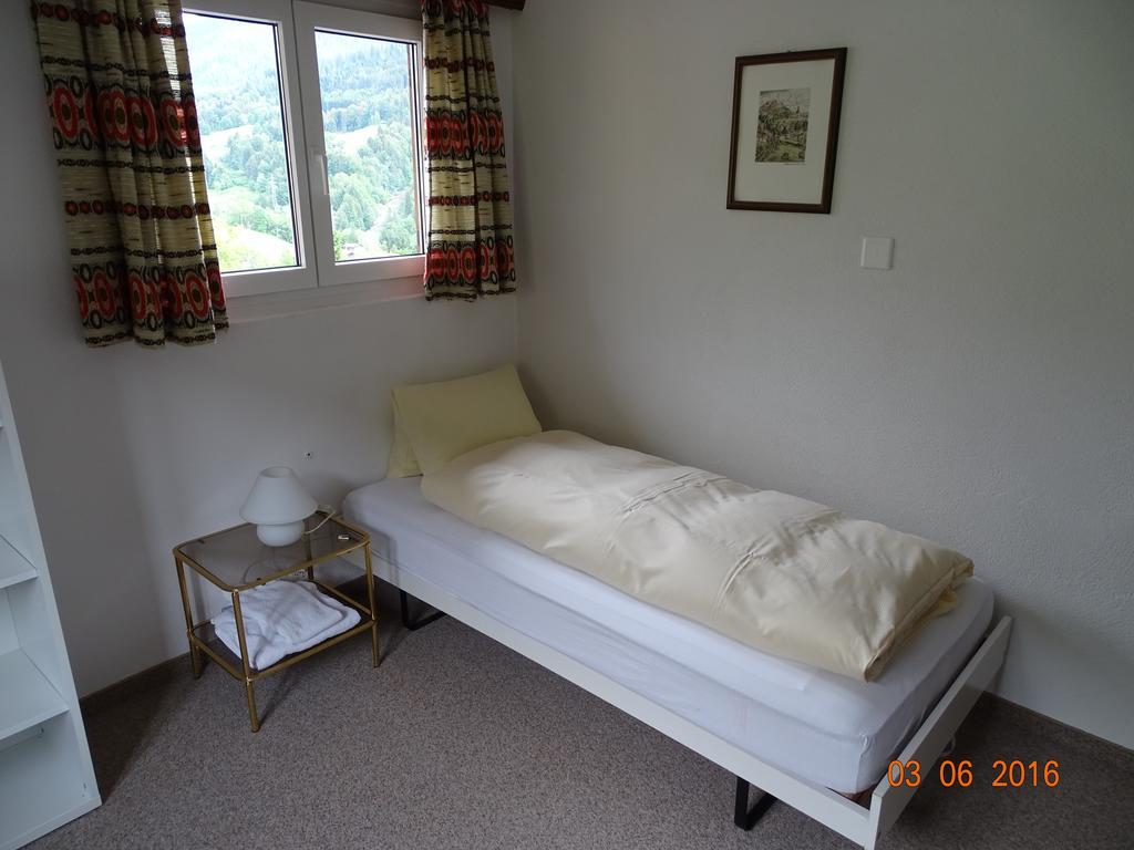 Hotel Old-Jnn Saas im Prattigau Quarto foto